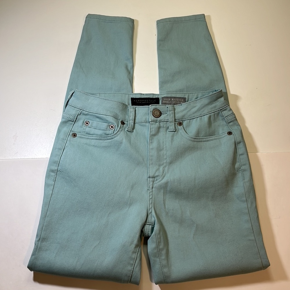 EUC: Aeropostale | high rise jegging | size 2